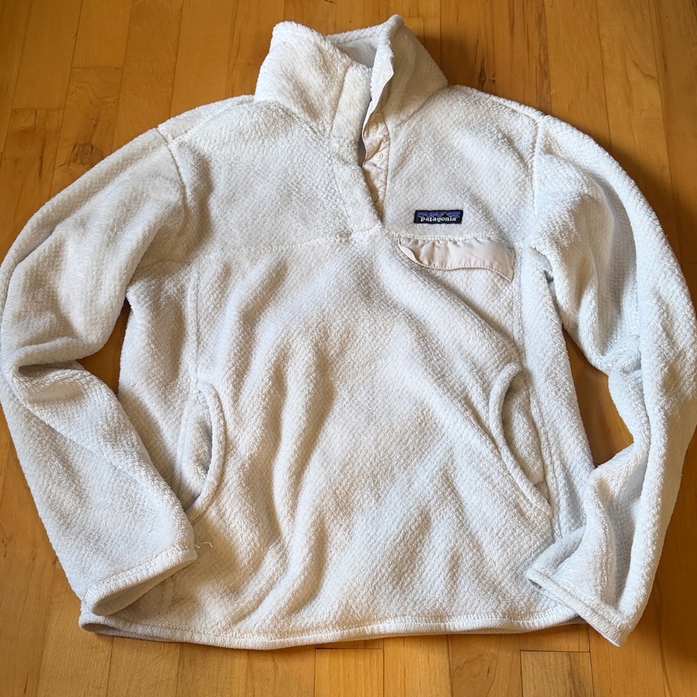 Patagonia white fleece